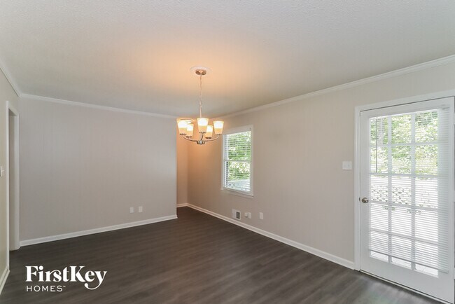 Foto del edificio - 891 Valley Wood Ct