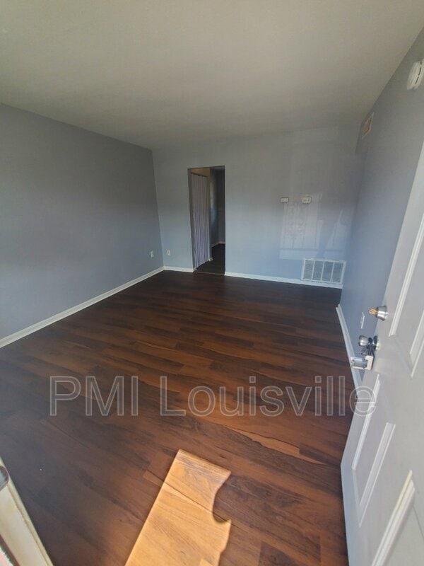 Foto del edificio - 5511 Yucca Ln