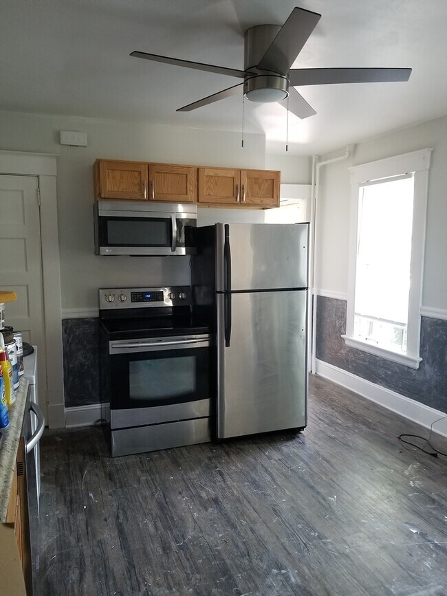 363 Prospect Ave Unit 3, West Hartford, CT 06105 363 Prospect Ave West Hartford, CT