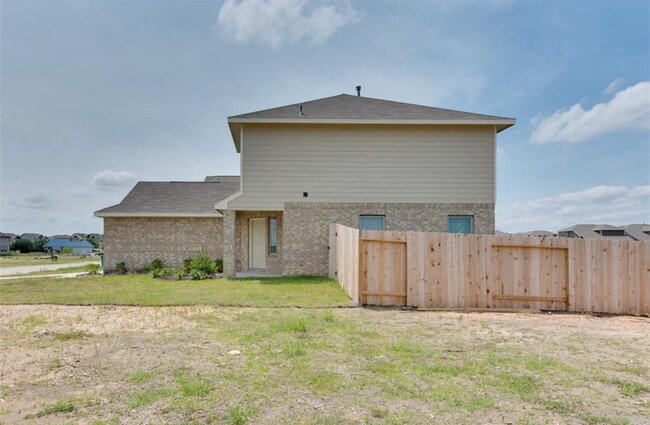 Building Photo - 11020 N Lake Mist Ln