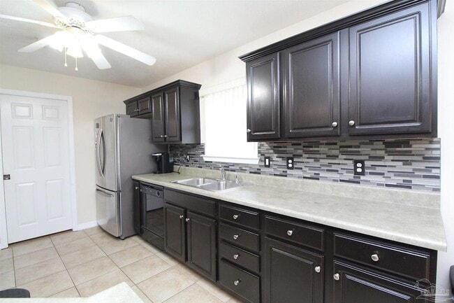 Foto del edificio - 4150 Oak Pointe Dr
