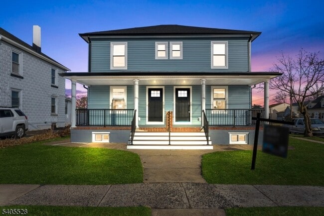 Building Photo - 78 Anderson St