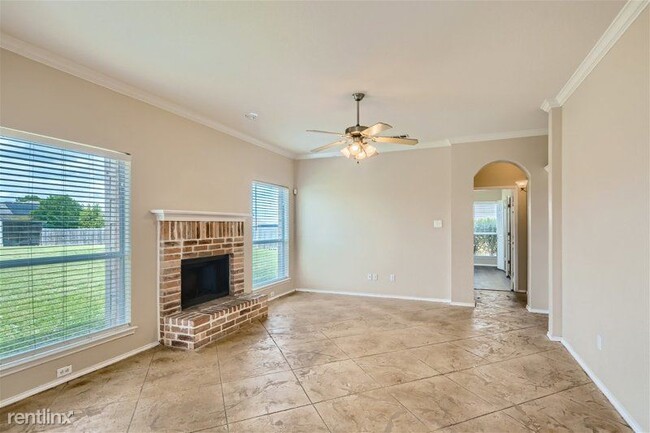 Building Photo - 4 br, 2.5 bath House - 112 Dublin Cir UNIT