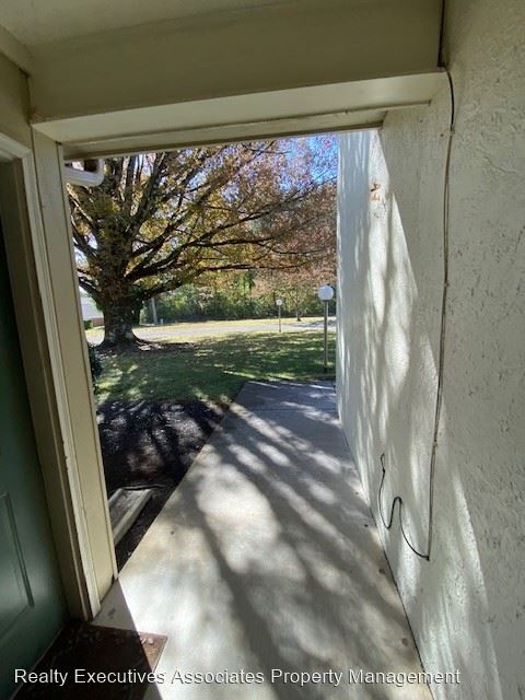 Foto del edificio - 2 br, 2 bath House - 2002 Farris Road