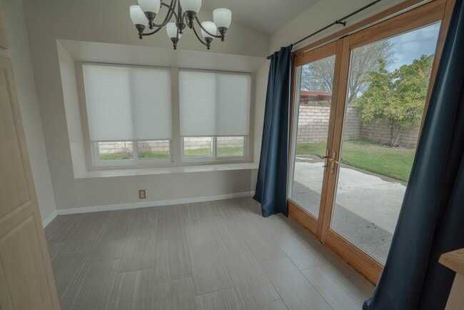 Foto del edificio - Charming Single-Story 2-Bedroom Home in Saugus!