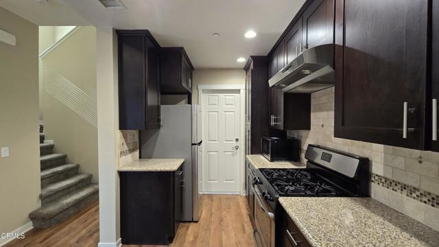 Foto del edificio - 865 W Olive Ave