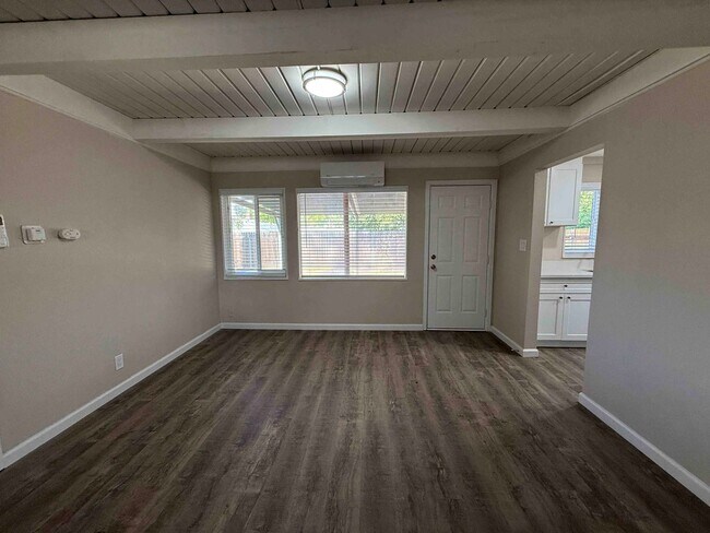 Foto del edificio - 3 Bed Home