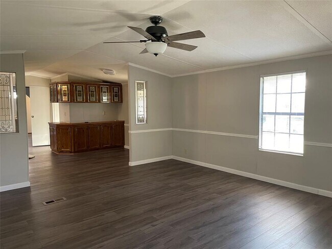 Building Photo - 228 Hambrick Rd