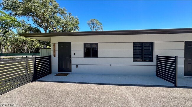Foto del edificio - 6101 Westport Ln