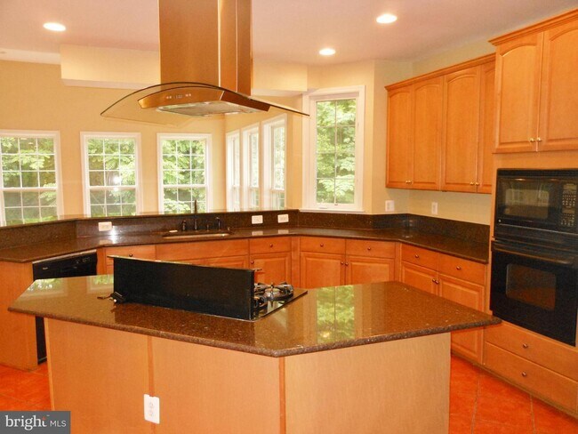Foto del edificio - 3623 Serendipity Rd