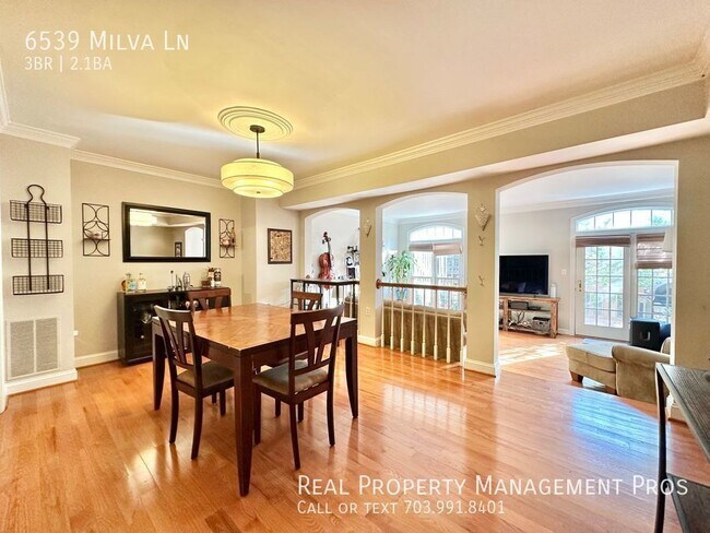 Photo - 6539 Milva Ln Townhome