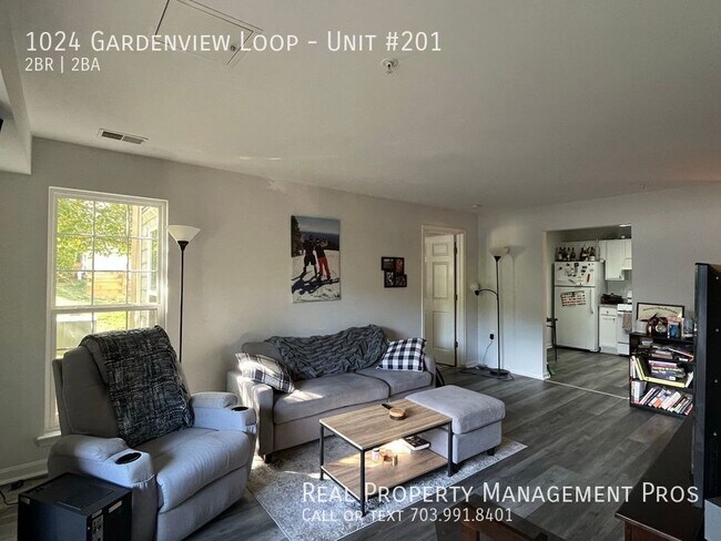 Building Photo - Qualify for a zero deposit? Minutes to I95