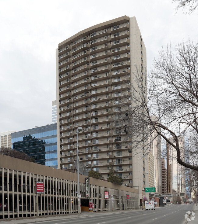 Building Photo - Continental Towers East