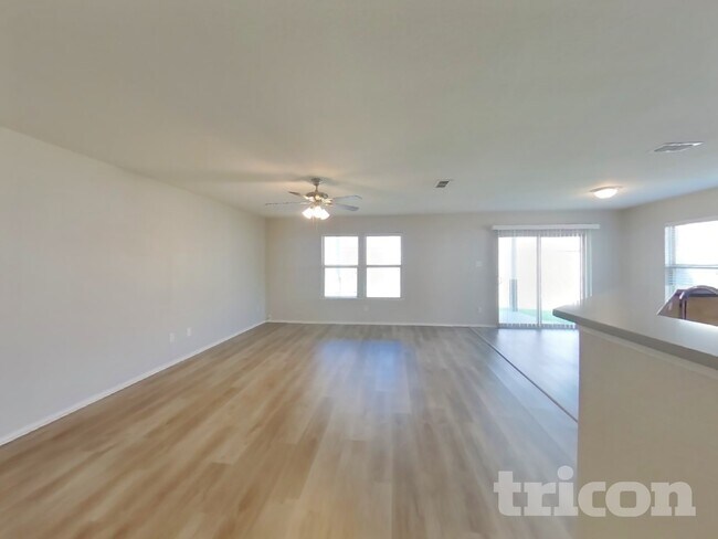 Foto del edificio - 528 Shell St