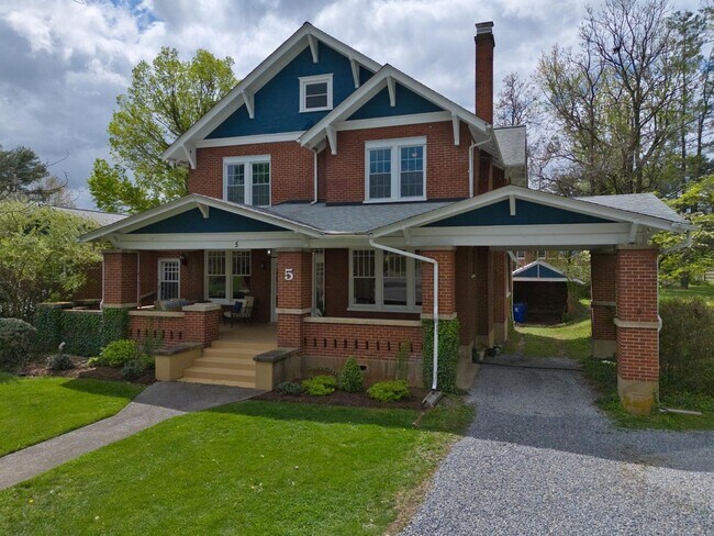 Foto del edificio - Spacious Living in a Prime Christiansburg Location