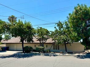 Building Photo - 6429 Rancho Park Dr
