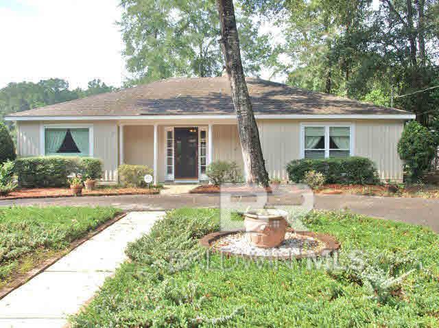 Primary Photo - 115 Ferncliff Cir