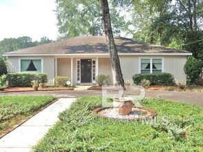 Building Photo - 115 Ferncliff Cir