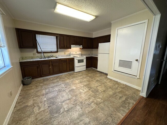 Foto del edificio - 410 N Joplin, Apt 1-4