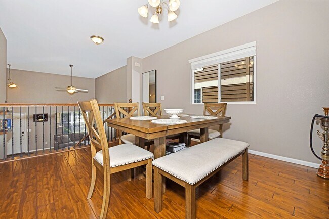 Building Photo - 2-Story Townhome - Excellent Condition