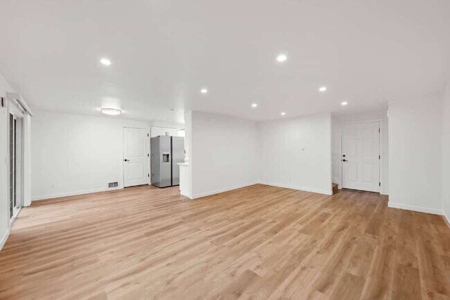 Foto del edificio - 9727 5th St NE