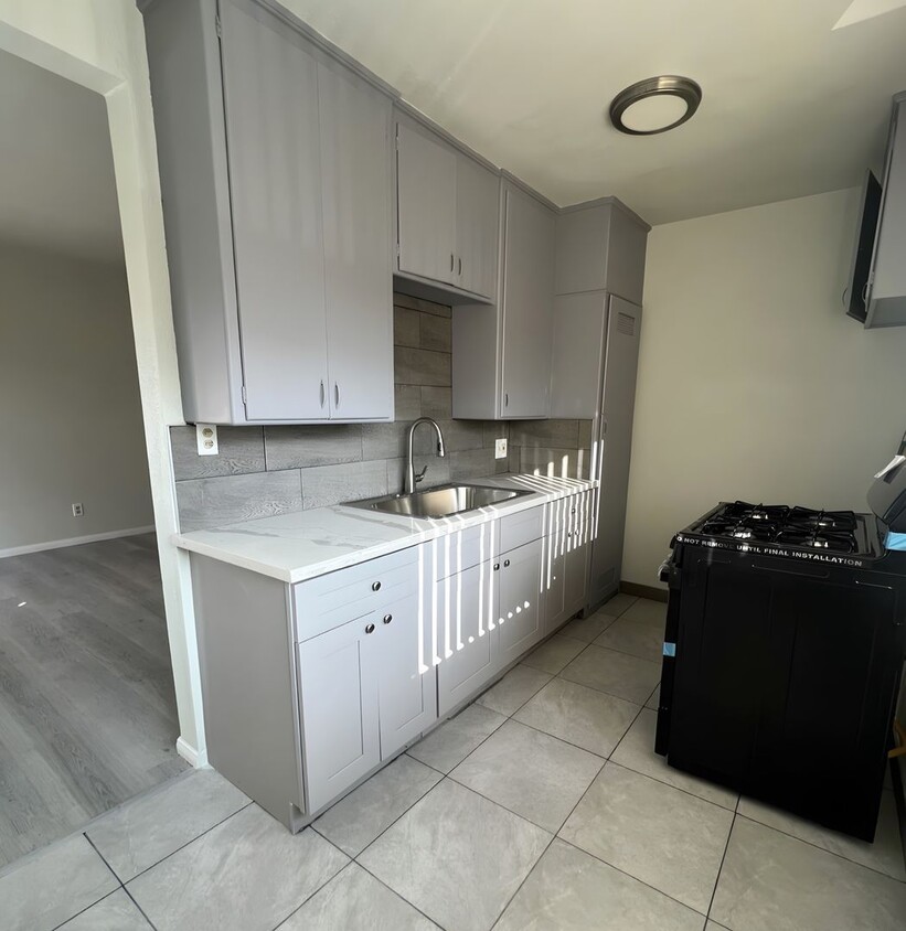 Photo - 3421 West Florence Avenue