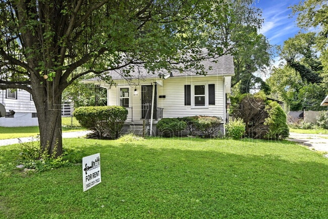 Photo - 1810 Fust Ave House
