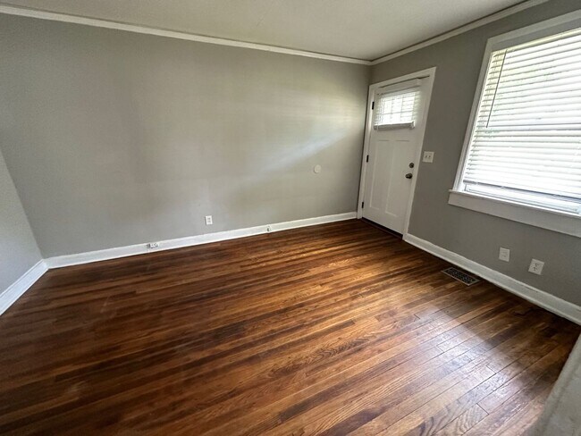 Foto del edificio - 108-110 Kilbourne Rd