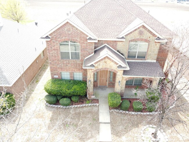 Foto del edificio - Introducing our newest listing in Red Oak,...