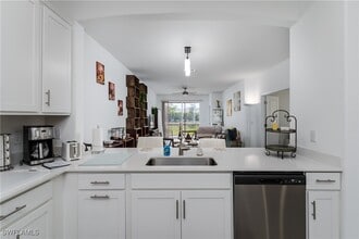 Building Photo - 2140 Dragonfruit Wy