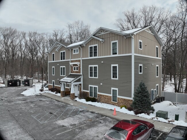 3D Exterior - Trailview Place