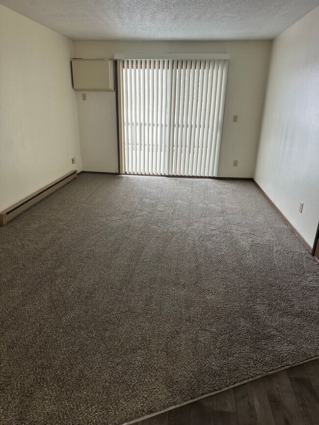 Foto del edificio - 2 BR 2 BA with Balcony Garage Included