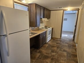 Building Photo - 4200 W 19th St