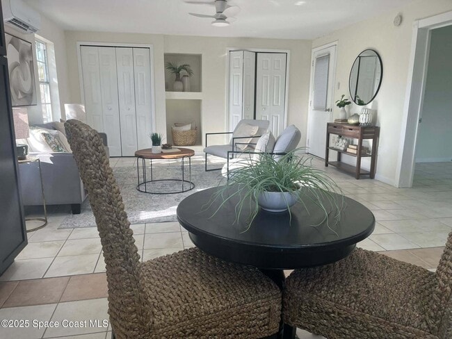 Foto del edificio - 2027 Wallace Ave