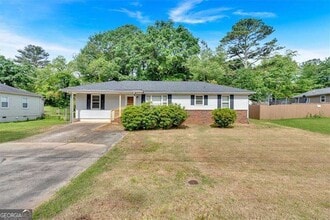 Building Photo - 2664 Olive Springs Rd SE