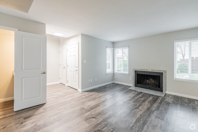 2BR, 2BA - Southwood Townhome Apartments