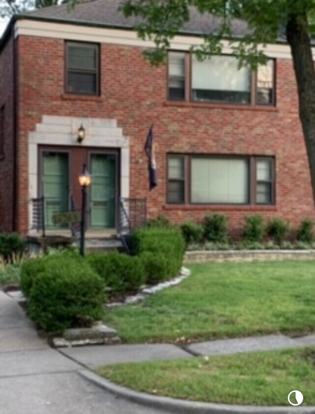 1256 Moorlands Dr Unit 1st floor, Richmond Heights, MO 63117