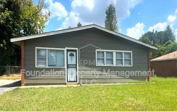 Building Photo - 4588 Windward Dr