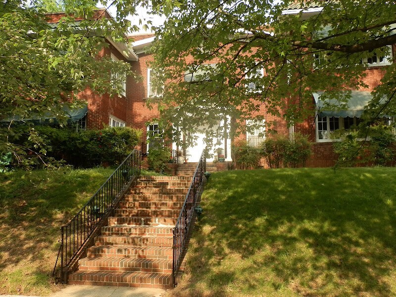 Primary Photo - 1329 33rd St S