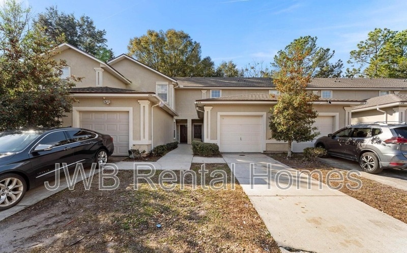 Foto principal - 4778 Playpen Dr