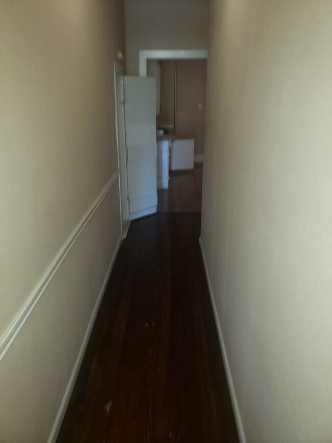 Foto del edificio - 3328-3330 Avenue E
