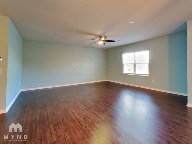 Foto del edificio - 2101 Attend Xing