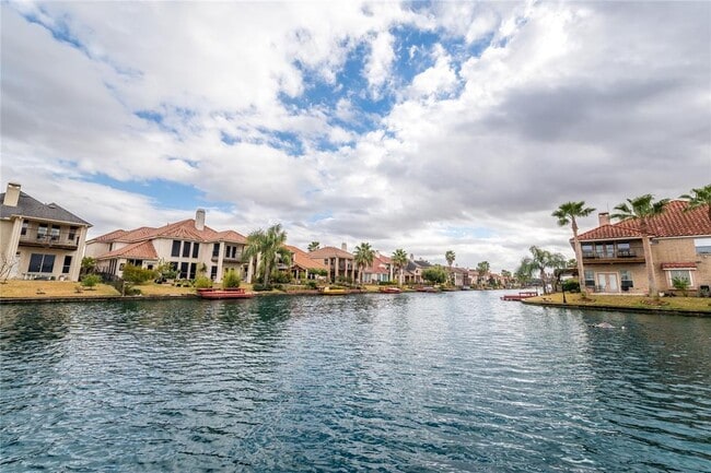 Foto del edificio - 14243 Nelson Bay Ct