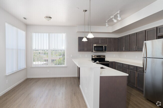 2 habitaciones, 2 habitaciones - 1010 pies cuadrados - Cocina - Riverview Lofts