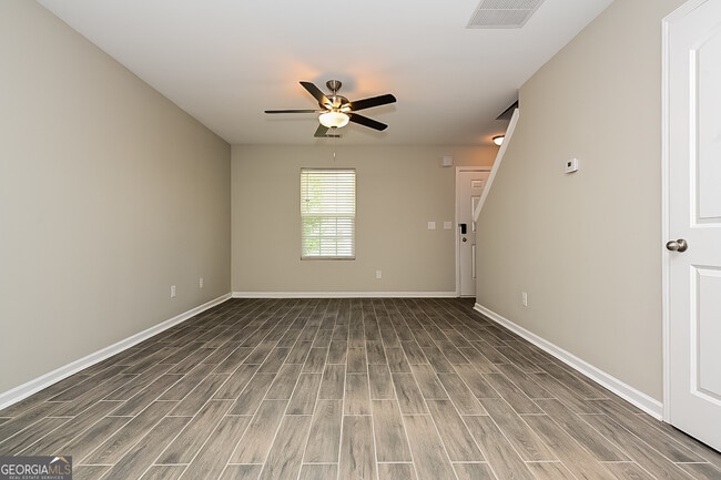 Building Photo - 11116 Shadow Creek Terrace