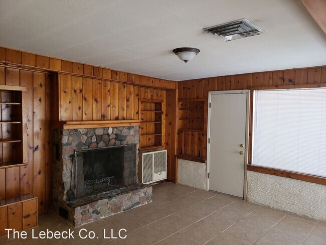 Foto del edificio - 2 br, 1 bath House - 4821 Haines NE