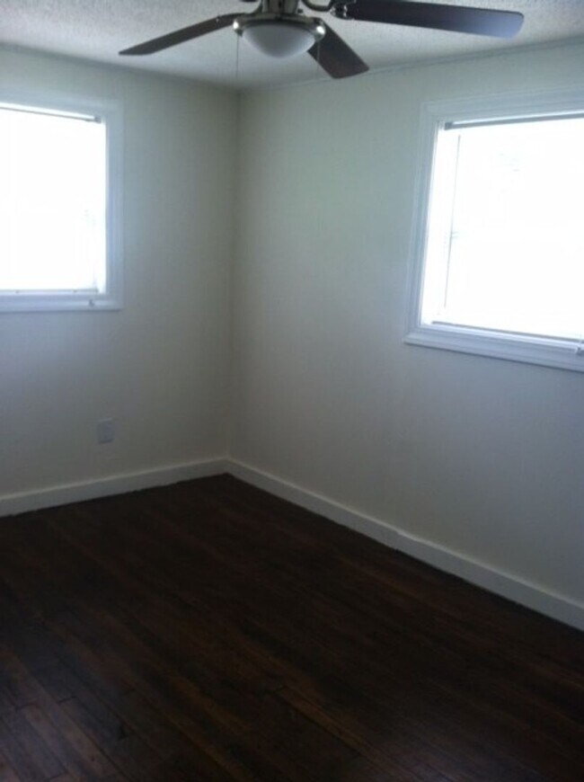 Foto del edificio - 2 Bed, 1 Bath Home