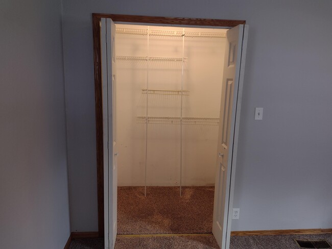 Foto del edificio - 525 E 7th St