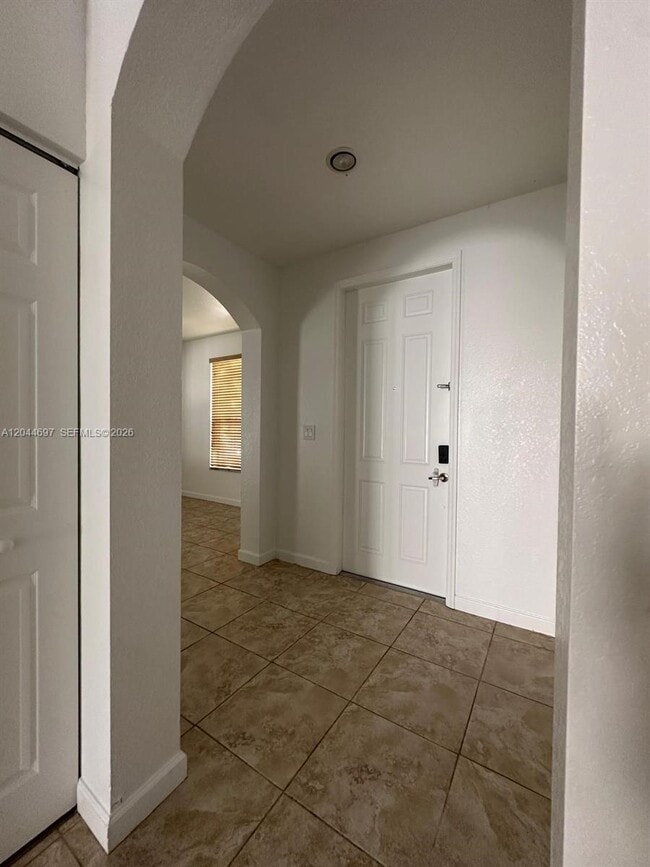 Building Photo - 9283 SW 172nd Ave