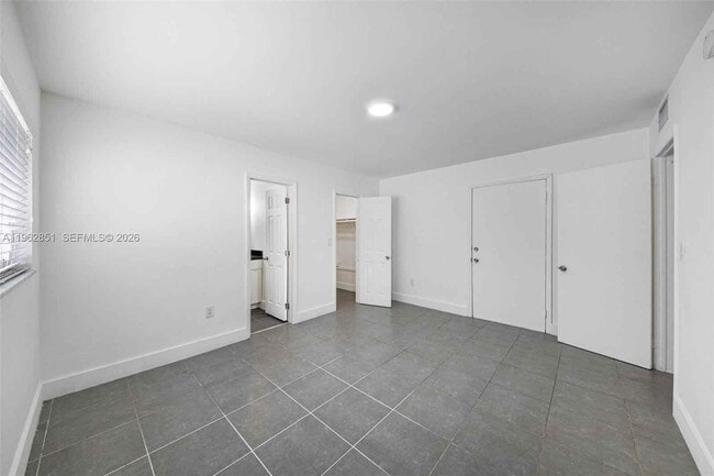 Building Photo - 740 81st St